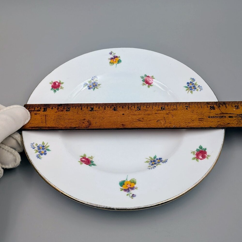 Pair of Vintage Crown Staffordshire 8.25" Lunch Plates - Rose & Pansy Floral - Picture 7 of 8